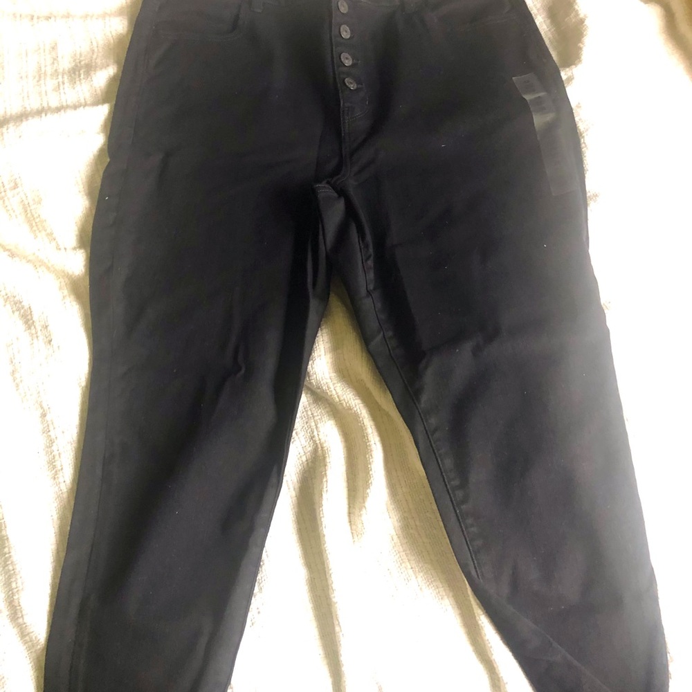 American Eagle Black jeans 18 short